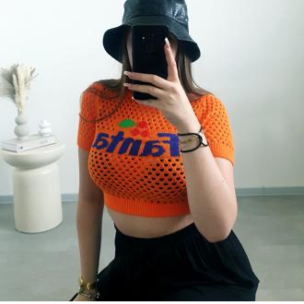 🧡🍑Bundle Deal Super Cute Orange Fanta cropped knitted shirt with Bathing Suit - Picture 4 of 6